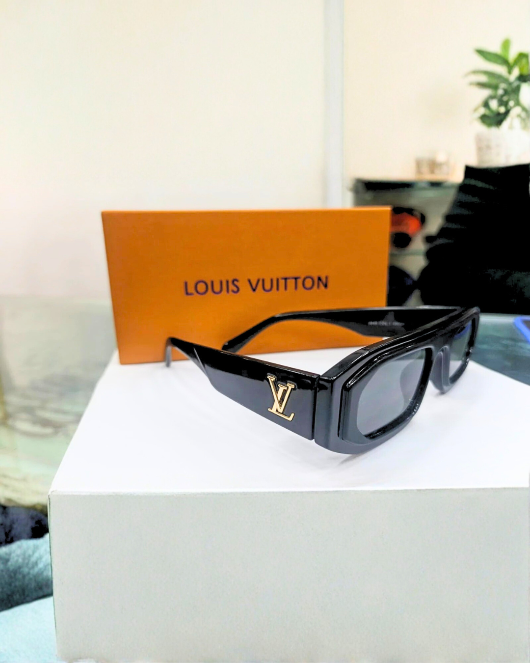 Louis Vuitton Sunglasses for Her (Premium Quality) - Cash on Delivery