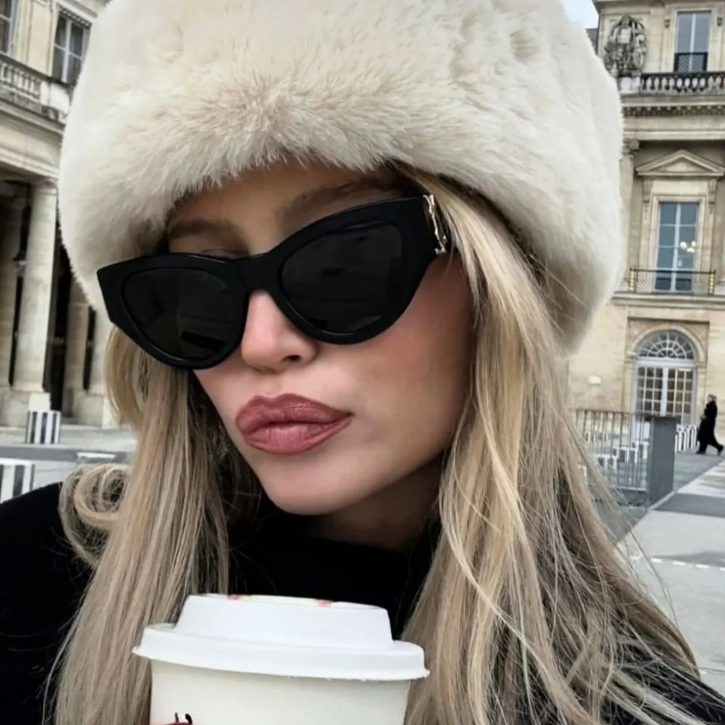 YSL Saint Laurent Cat-Eye Rim Sunglasses in Black and Gold for Her (Premium Quality) - Cash on Delivery